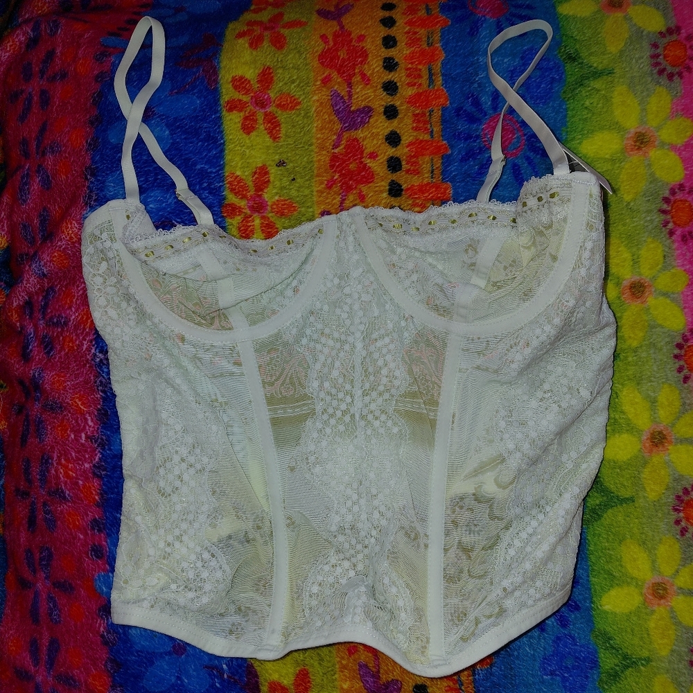 UO Aura Floral Lace Trim Mesh Corset Top Green - Picture 5 of 7